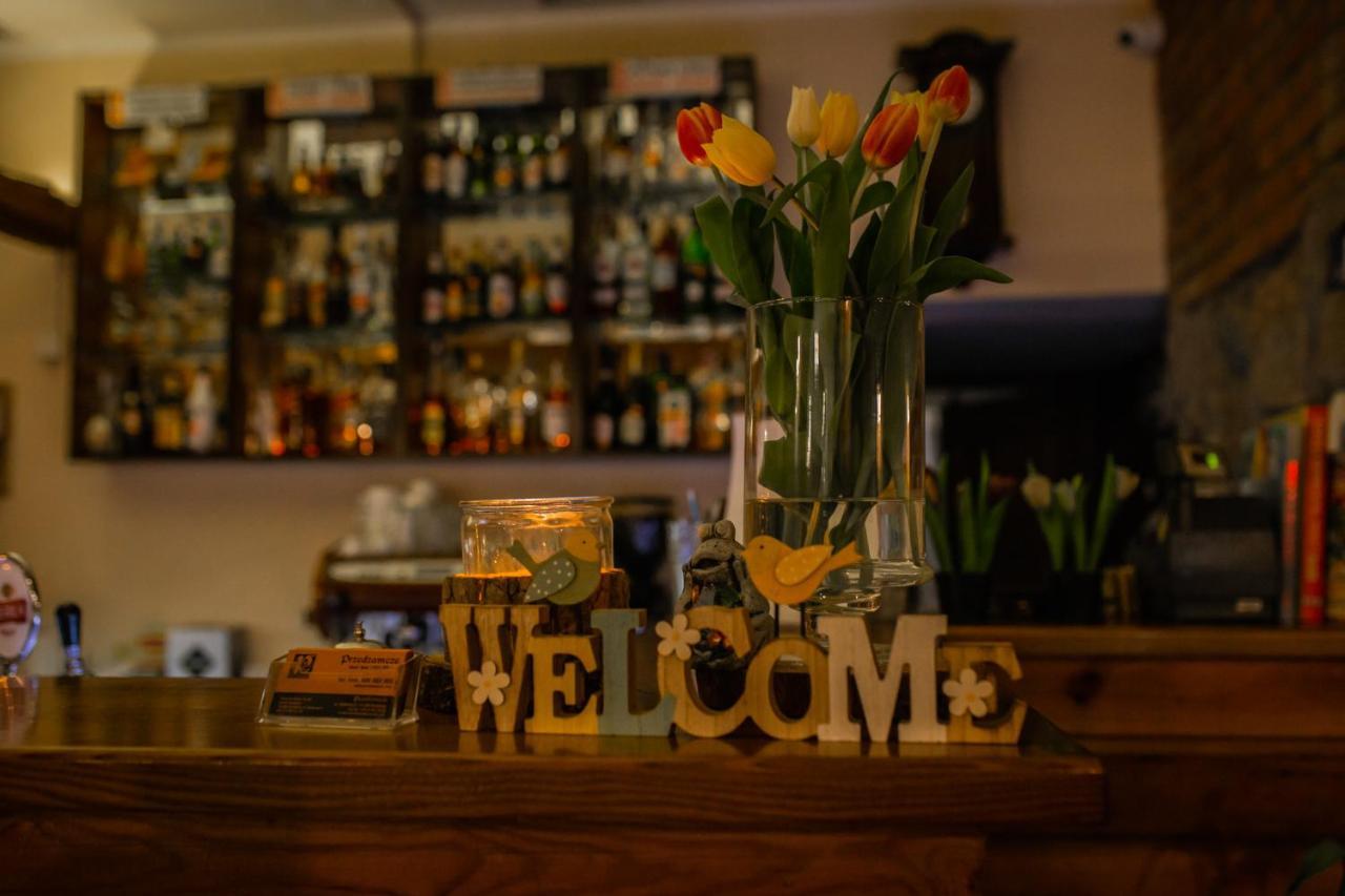 Hotel Przedzamcze Dzialdowo Buitenkant foto