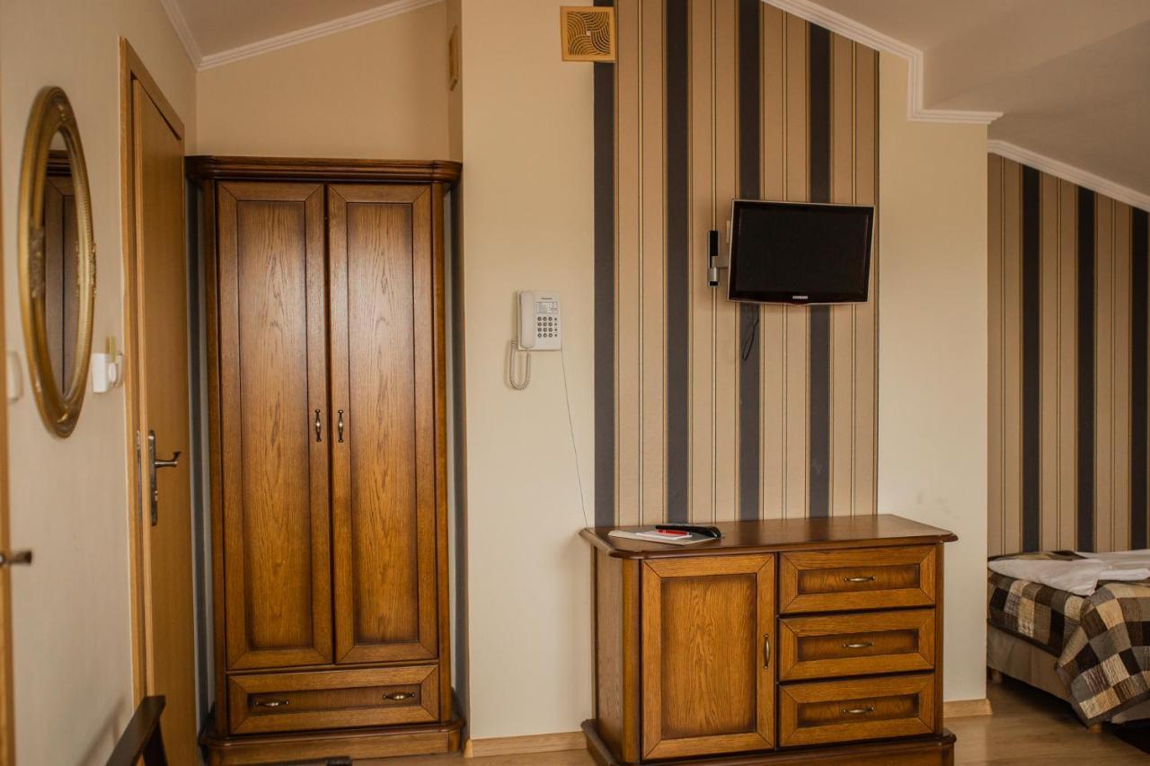 Hotel Przedzamcze Dzialdowo Buitenkant foto